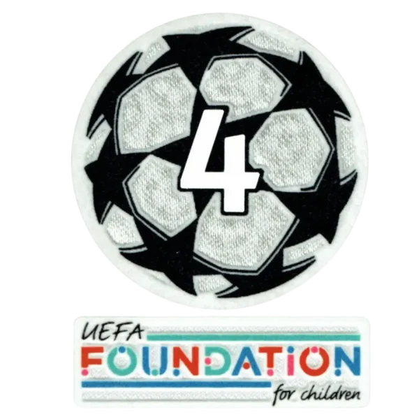 21-23 UCL Starball 4 volte vincitore + Game Patch della UEFA Foundation